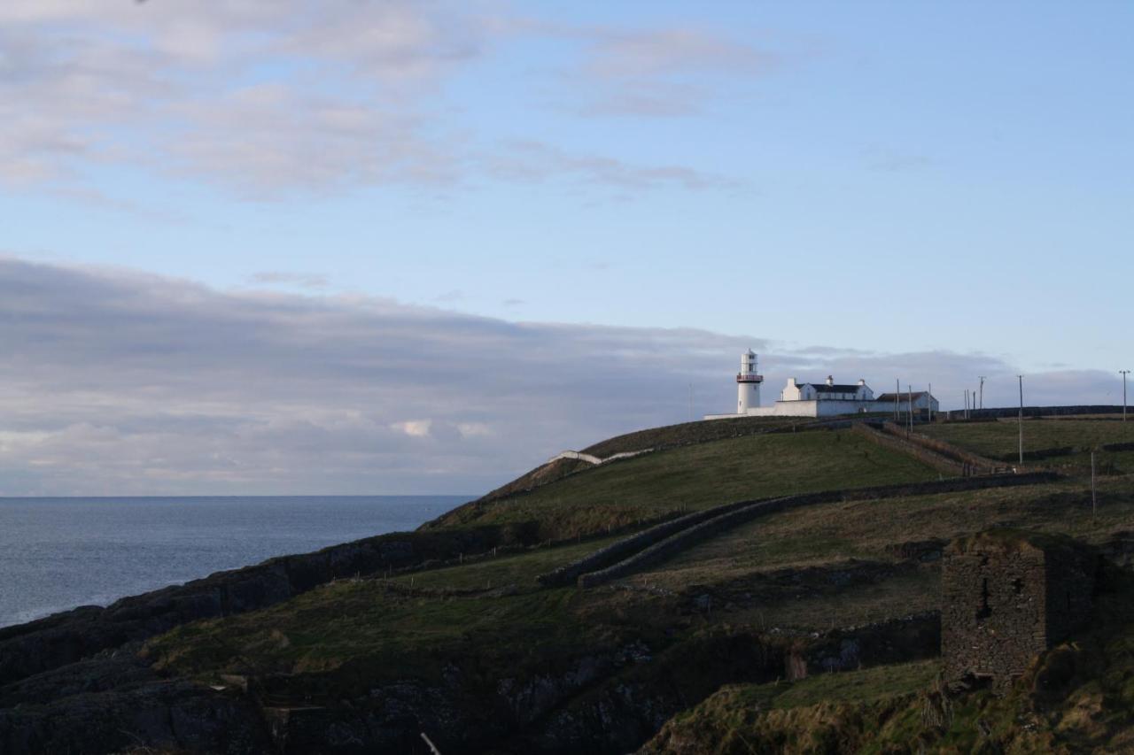 Galley Head Lightkeeper'S Houses Donoure ภายนอก รูปภาพ